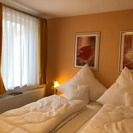 Hotel Alpenrose Gut Schlafen & Fruehstuecken 3*