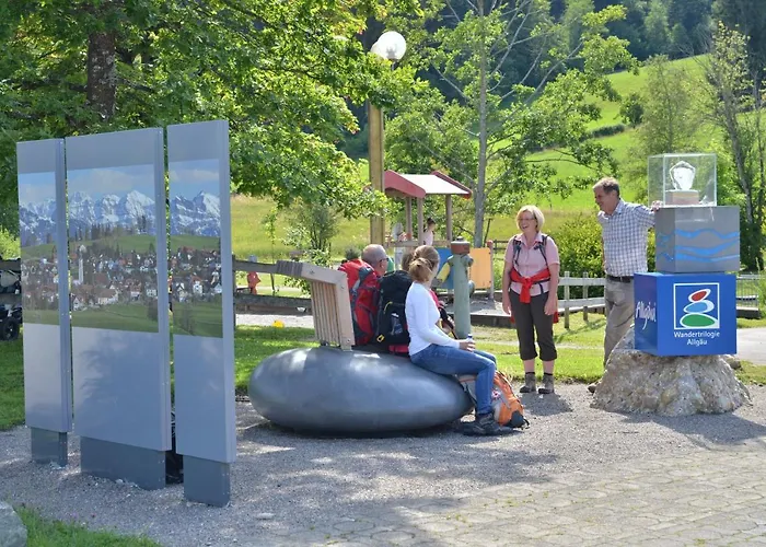 Отель Alpenrose Gut Schlafen & Fruehstuecken 3*