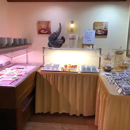 Alpenrose Gut Schlafen & Fruehstuecken